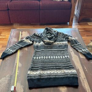 Women's Black and Cream Patterned Sweater Dress